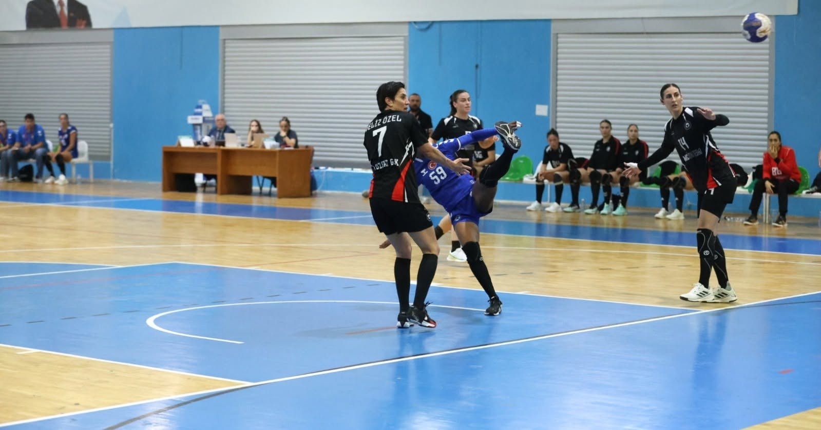 YALIKAVAKSPOR, MC SİSTEM YOZGAT İLE PUANLARI PAYLAŞTI: 30-30
